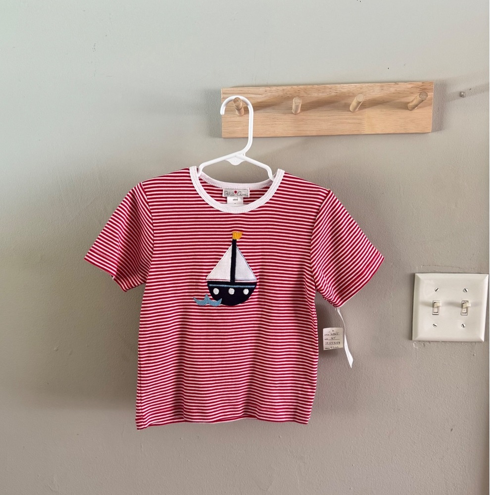 4T NWT petit ami top